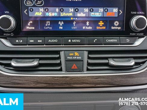 Used 2025 Nissan Altima 2.5 SV image 40