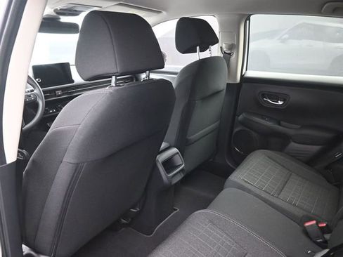 New 2026 Honda HR-V LX image 23