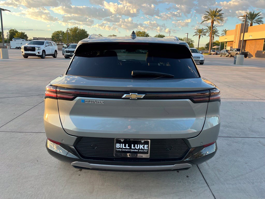Used 2024 Chevrolet Equinox EV LT FWD image 7