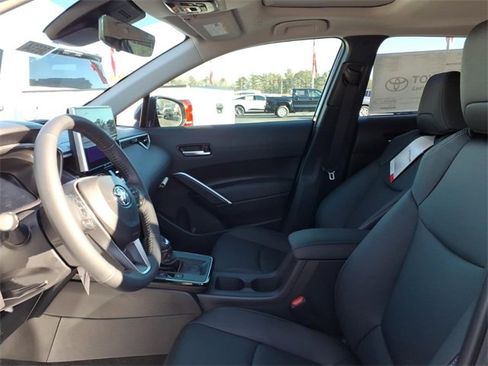New 2026 Toyota Corolla Cross XLE w/ Convenience Package image 5