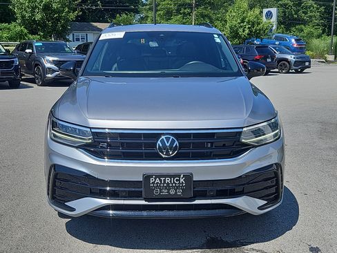 Certified 2024 Volkswagen Tiguan SE R-Line AWD/4WD image 26