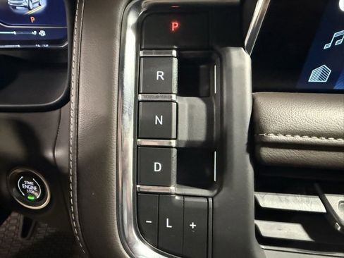 Used 2022 Chevrolet Tahoe LT w/ Luxury Package image 20