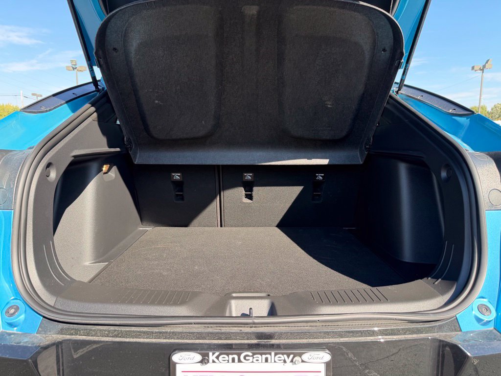 Used 2025 Buick Envista Sport Touring w/ Convenience I Package FWD image 39