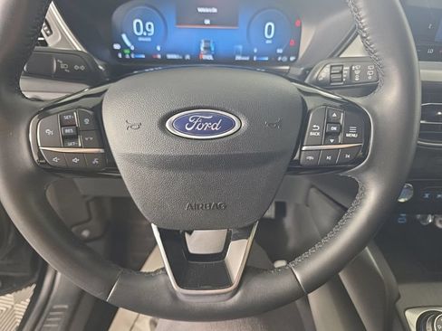 Used 2023 Ford Escape Platinum AWD/4WD image 23