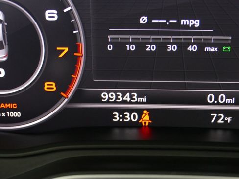 Used 2018 Audi A4 2.0T Premium Plus w/ Premium Plus Package AWD/4WD image 15