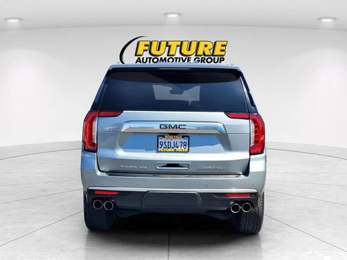 Used 2024 GMC Yukon Denali w/ Advanced Technology Package AWD/4WD image 5