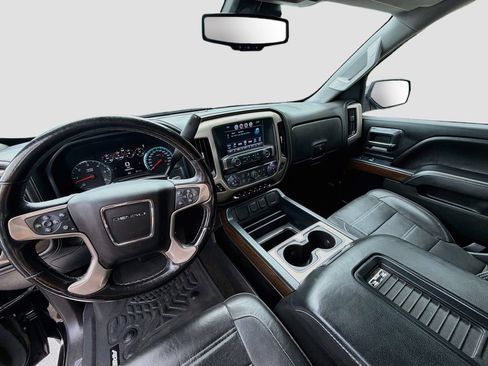 Used 2017 GMC Sierra 1500 Denali AWD/4WD image 9