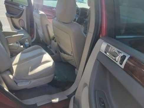 Used 2006 Chrysler Pacifica Touring image 10