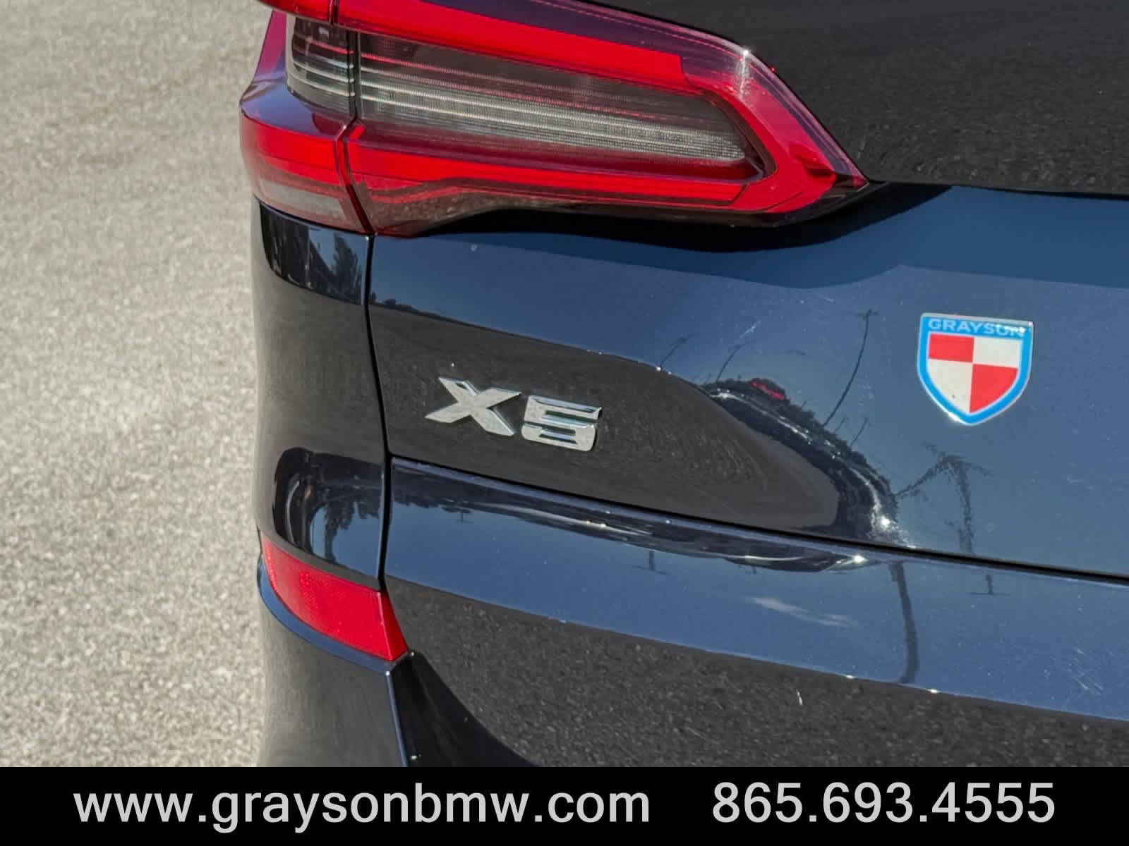 Used 2019 BMW X5 xDrive40i w/ M Sport Package AWD/4WD image 10