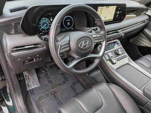 Used 2025 Hyundai Palisade Calligraphy image 10