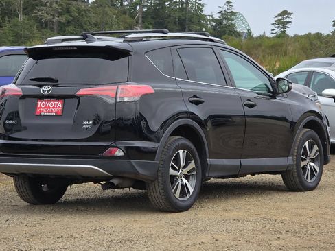 Used 2017 Toyota RAV4 XLE w/ Plus Special Value Package AWD/4WD image 4