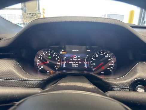 Used 2025 Jeep Compass Latitude w/ Altitude Special Edition image 15