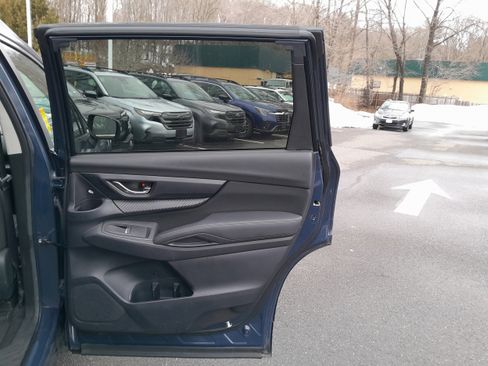 Used 2023 Subaru Ascent Premium w/ Convenience Package image 39