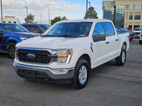 Certified 2021 Ford F150 XLT w/ Equipment Group 301A Mid AWD/4WD image 11