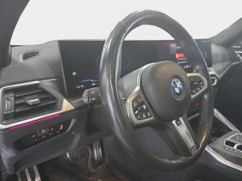 Used 2024 BMW i4 eDrive40 w/ M Sport Package RWD image 19