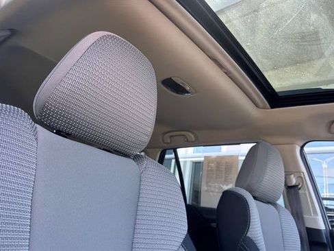 Used 2022 Subaru Outback Premium AWD/4WD image 18