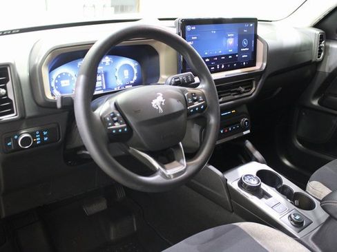 Used 2025 Ford Bronco Sport Big Bend image 10