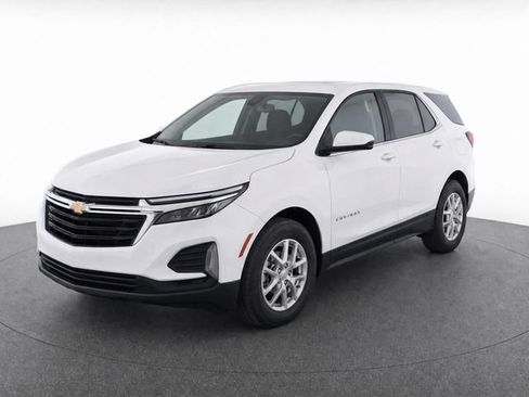 Used 2023 Chevrolet Equinox LT w/ Driver Convenience Package AWD/4WD image 3
