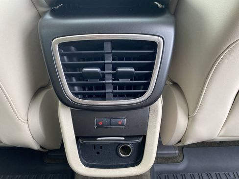 Used 2016 Lincoln MKX Reserve w/ Climate Package AWD/4WD image 23