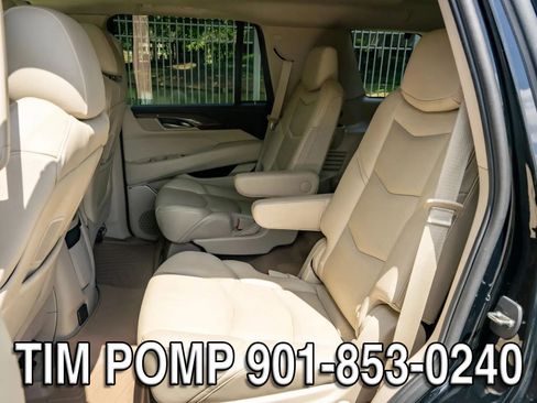Used 2020 Cadillac Escalade Luxury RWD image 14