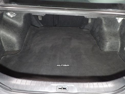 Used 2023 Nissan Altima 2.5 SL FWD image 7