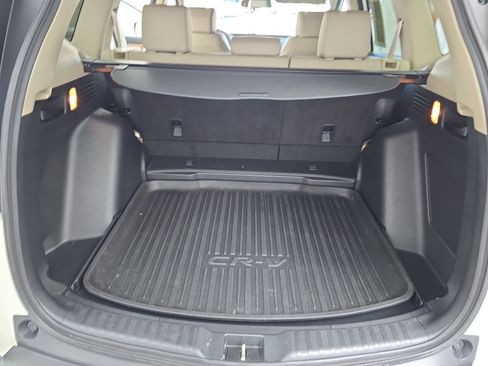 Used 2018 Honda CR-V Touring image 12