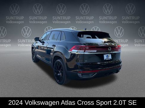Used 2024 Volkswagen Atlas Cross Sport SE w/ Panoramic Sunroof Package AWD/4WD image 3
