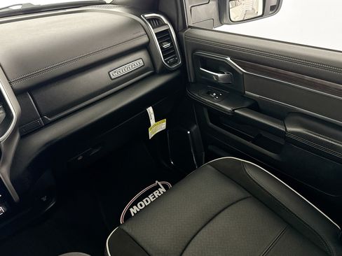 Used 2026 RAM 2500 Laramie AWD/4WD image 26