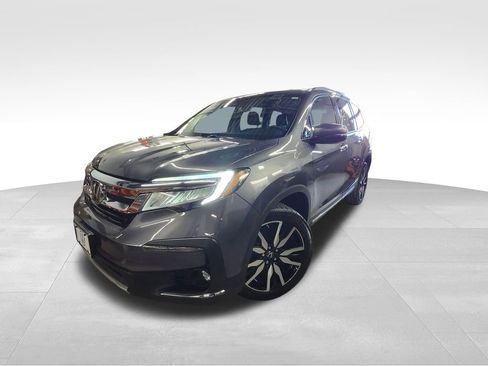 Used 2019 Honda Pilot Touring image 3