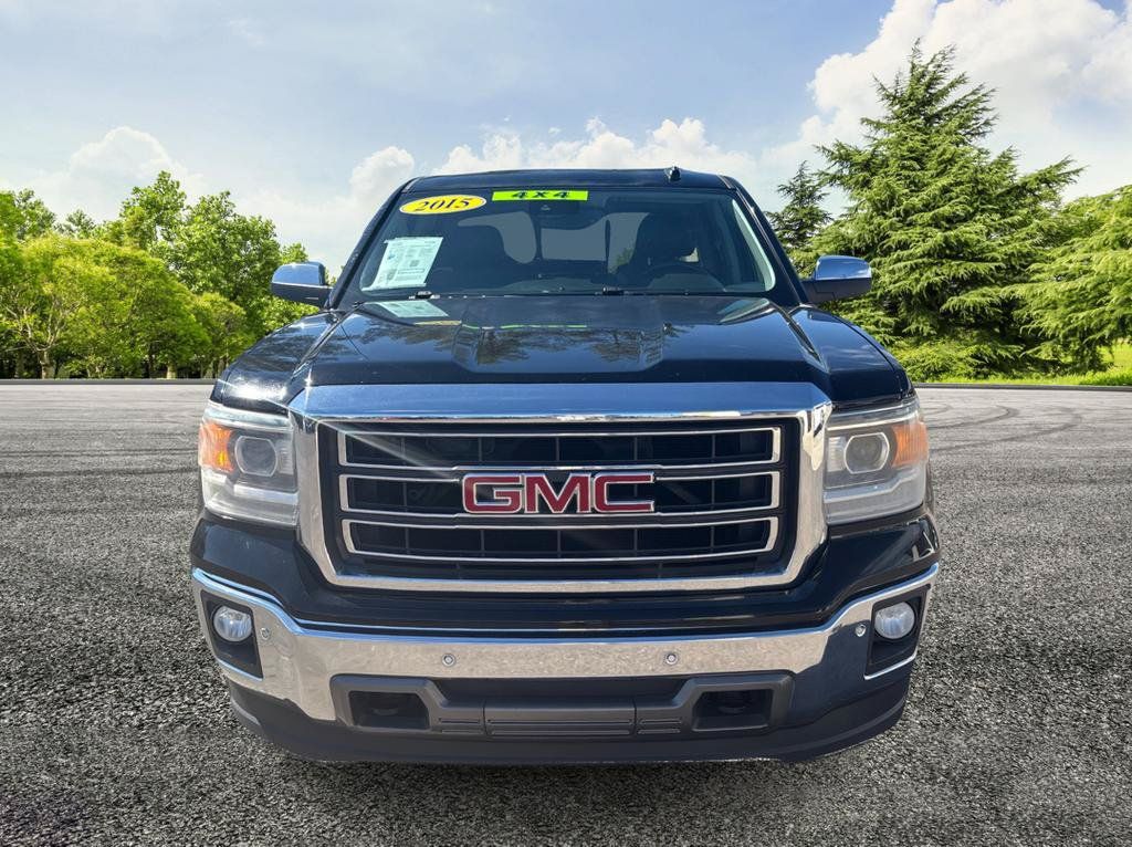 Used 2015 GMC Sierra 1500 SLT w/ SLT Crew Cab Value Package AWD/4WD image 2