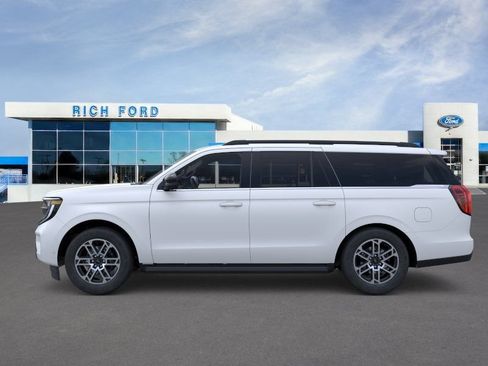 New 2026 Ford Expedition Max Active AWD/4WD image 3