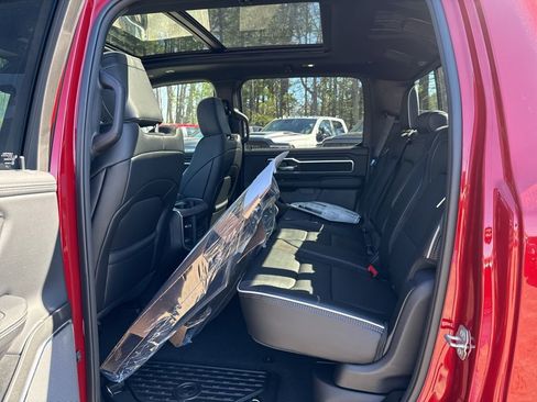 New 2026 RAM 1500 Laramie AWD/4WD image 25