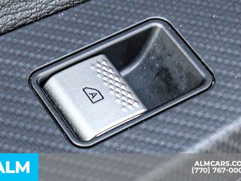 Used 2025 Mitsubishi Outlander SE FWD image 53