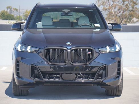 New 2026 BMW X5 M60i w/ Executive Package image 2