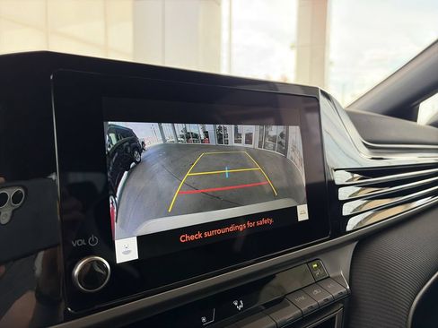 Certified 2025 Toyota Camry SE FWD image 30