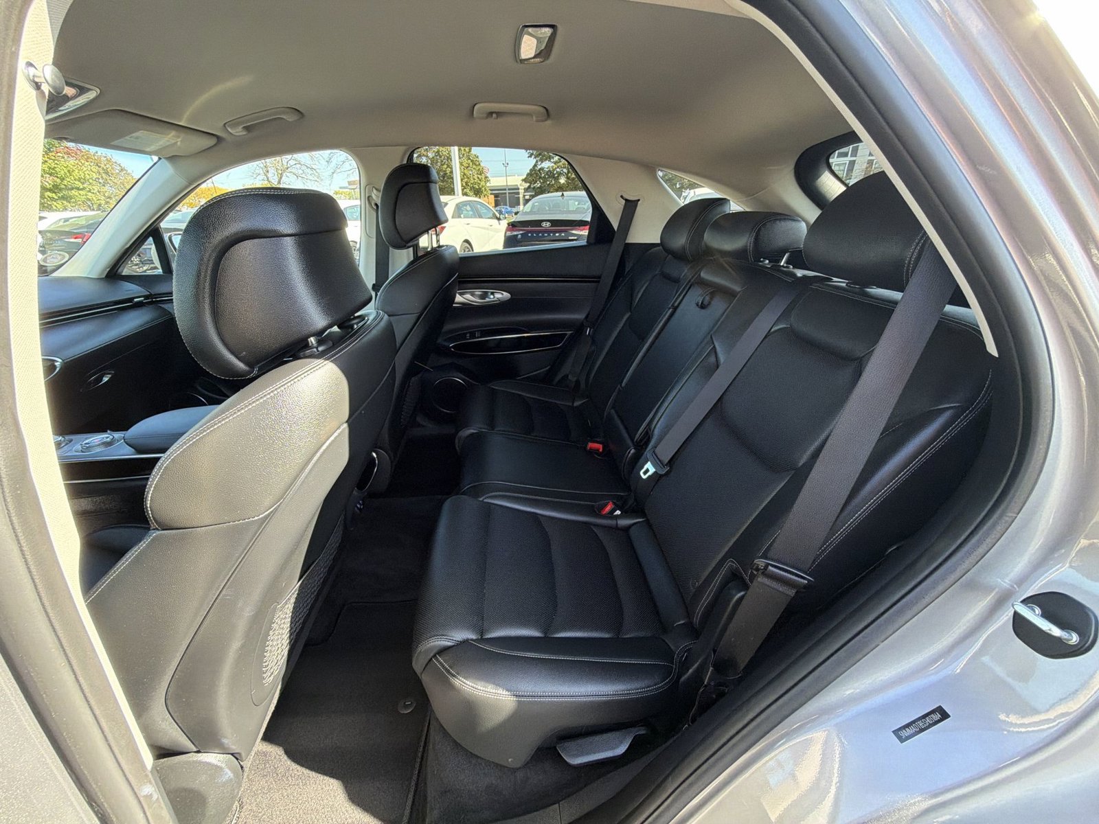 Used 2025 Genesis GV70 2.5T AWD/4WD image 23