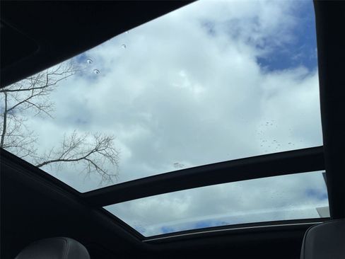 Used 2018 Audi Q3 2.0T Premium image 21