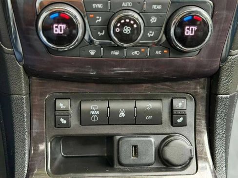 Used 2016 Buick Enclave Leather FWD image 19