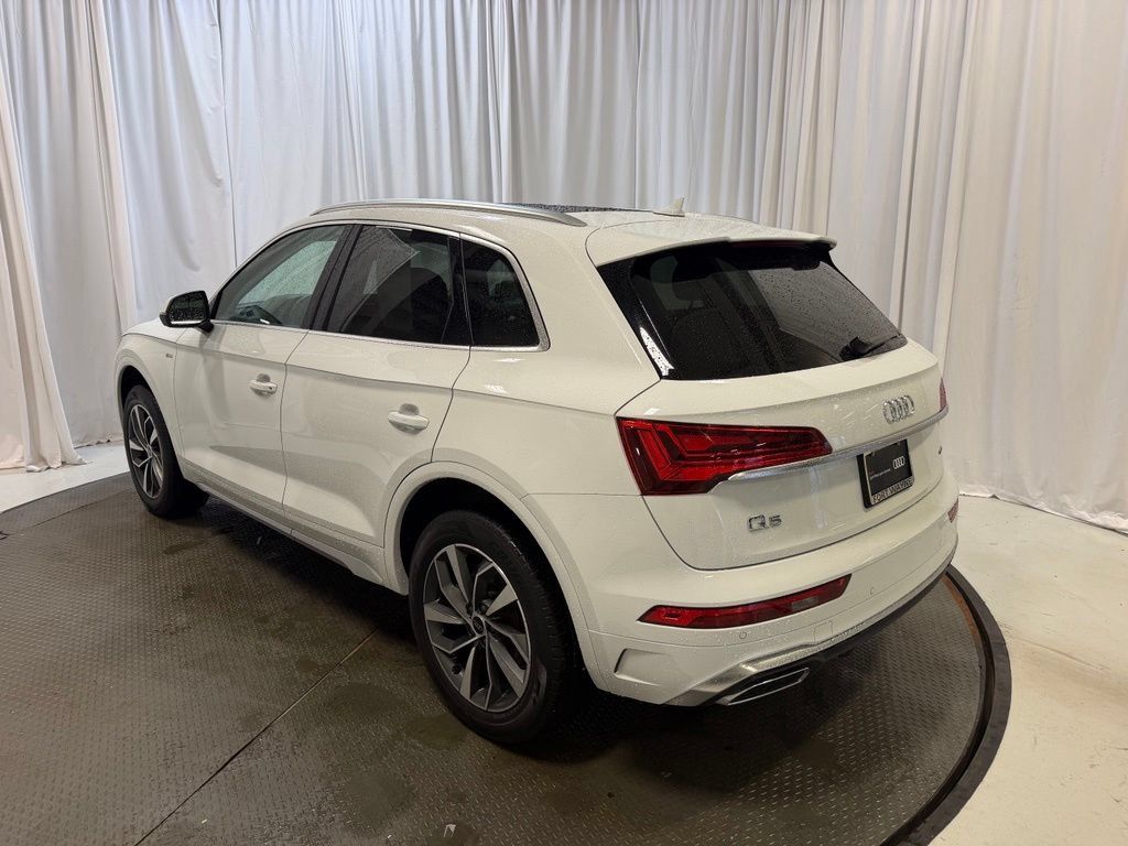 Certified 2023 Audi Q5 2.0T Premium Plus w/ Premium Plus Package AWD/4WD image 3