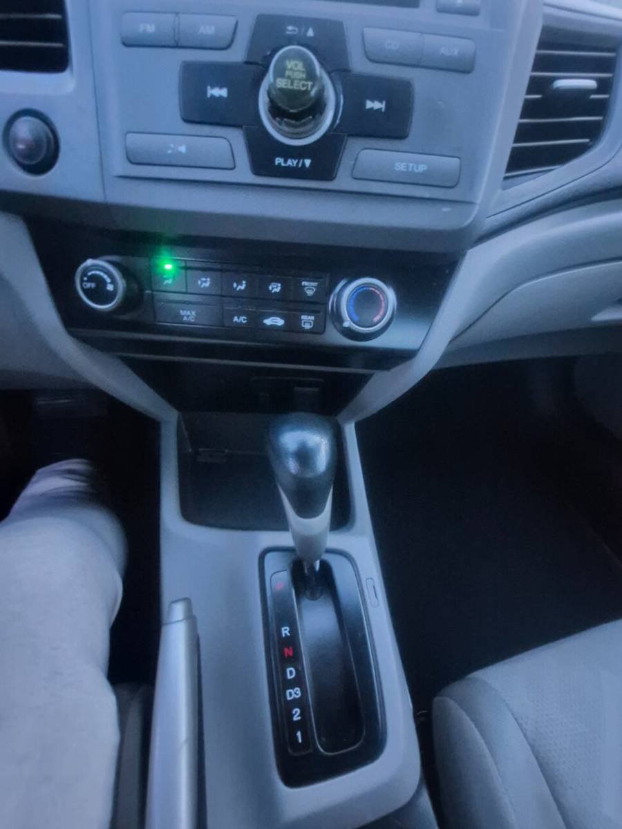 Used 2012 Honda Civic LX image 10