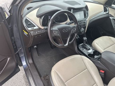 Used 2017 Hyundai Santa Fe Sport w/ Cargo Package FWD image 10