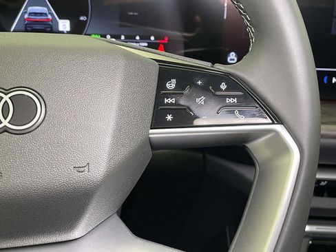 New 2025 Audi Q5 Premium Plus image 39