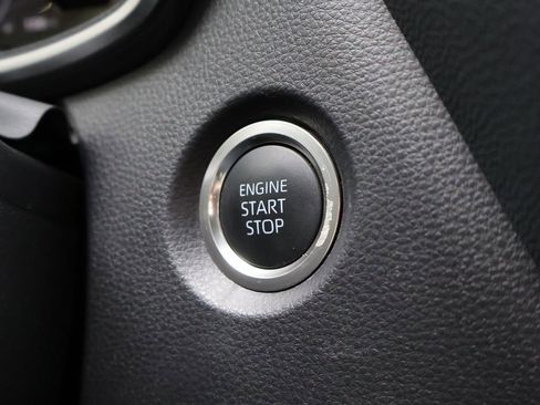 Used 2025 Toyota Corolla XSE image 33