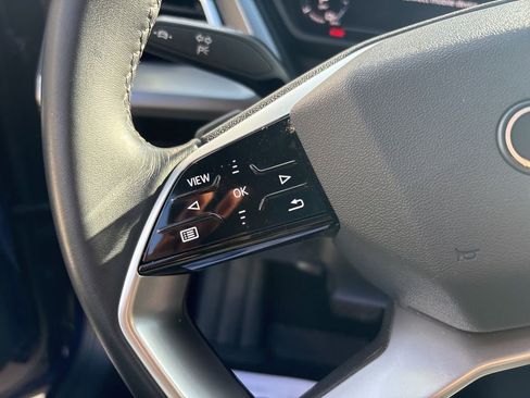 Used 2023 Audi Q4 e-tron Premium Plus w/ Premium Plus image 24