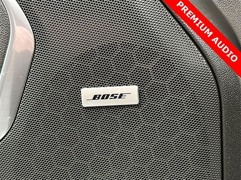 Used 2021 GMC Yukon SLT w/ SLT Luxury Plus Package image 19