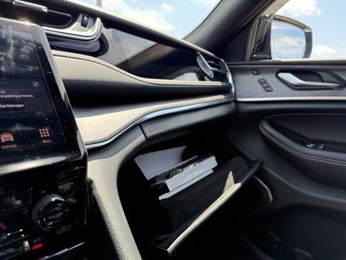 Certified 2023 Jeep Grand Cherokee Overland w/ Adv Protech Group III image 36