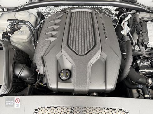 New 2026 Porsche Macan image 27