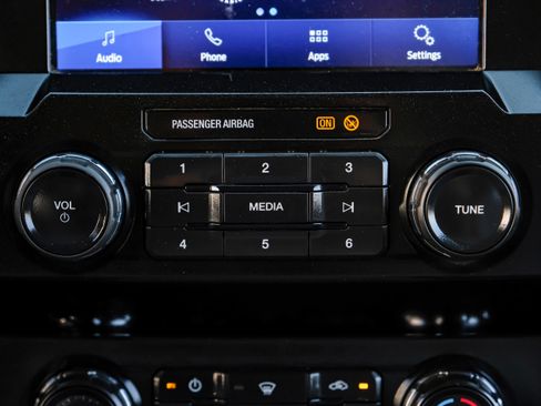 Used 2021 Ford F250 XLT AWD/4WD image 22