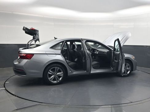 Used 2024 Volkswagen Jetta SE FWD image 41