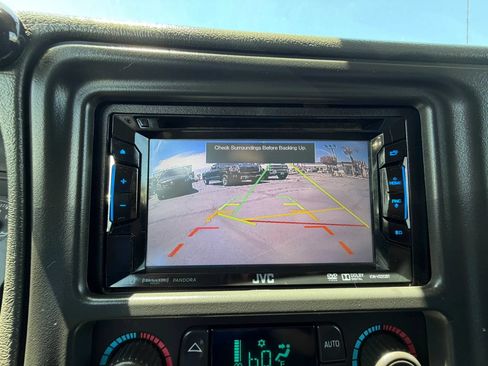 Used 2007 Chevrolet Silverado 2500 LT w/ Heavy-Duty Power Package RWD image 23